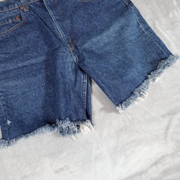 Vintage Levis Cut Off Denim Shorts Mens 32 (Estimated) 7” Altered Distressed 90s - Picture 3 of 11